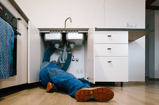 Professional Drain Cleaning technician working in Challenge, CA
